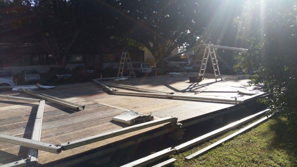 ...Boden reingeschoben...