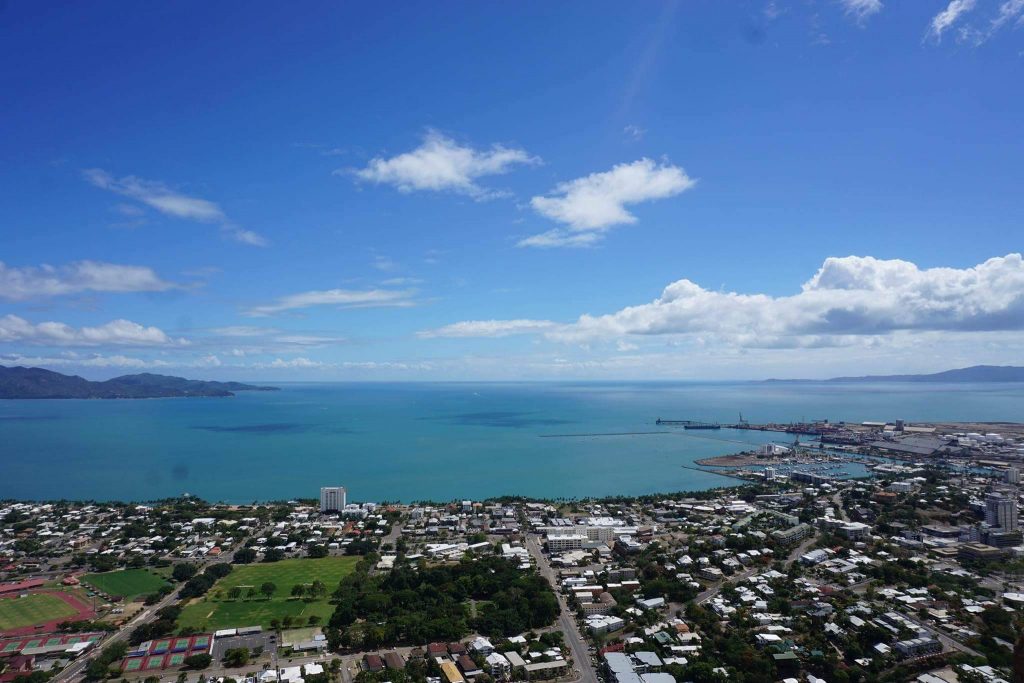 Nochmals der Ausblick von Castle Hill in eine andere Richtung 